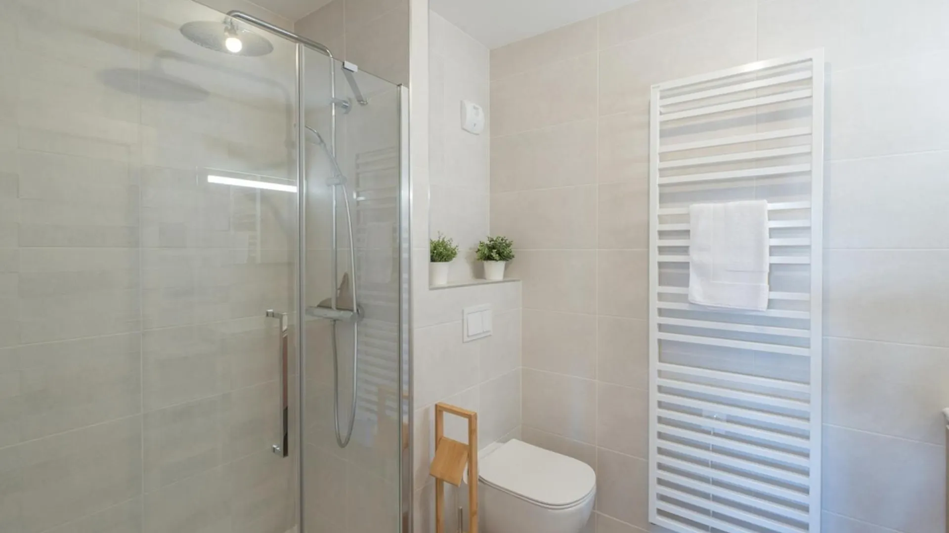 Appartement Moderne 2 Pieces, Proche Pistes Et Commodites, Huez - Fr-1-645-56